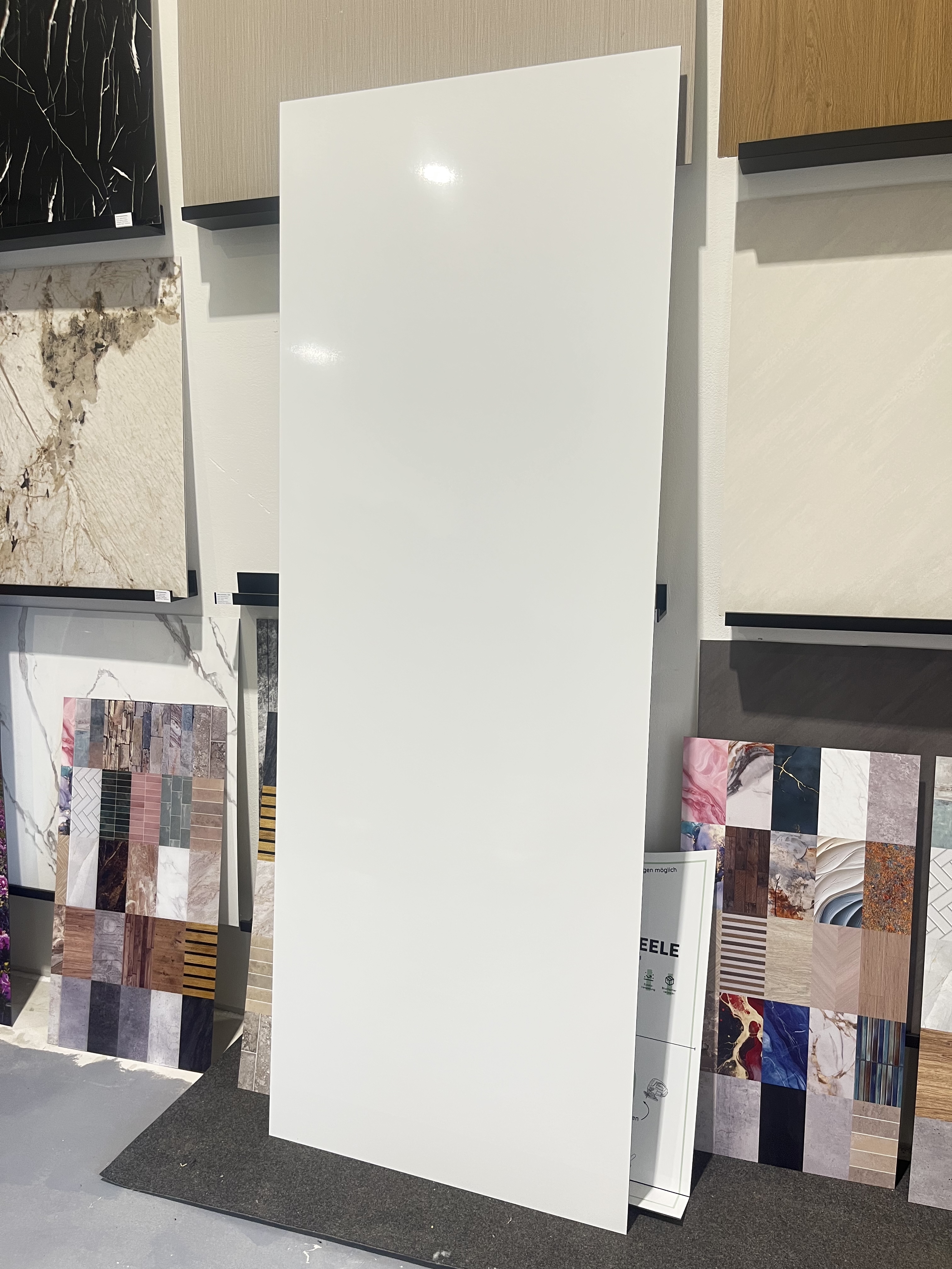 Duschrückwand aus Aluminium, 1tlg., Motiv: Unifarbe Weiß V1, Größe: 245,5 x 90cm, hochglänzend (B-Ware)